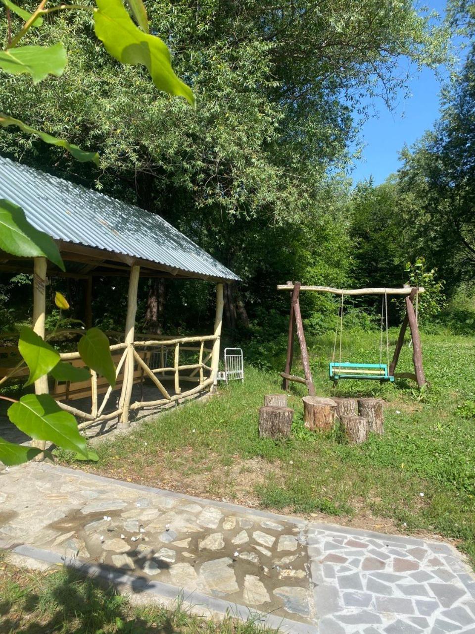 Basuta Guesthouse Kapan Buitenkant foto